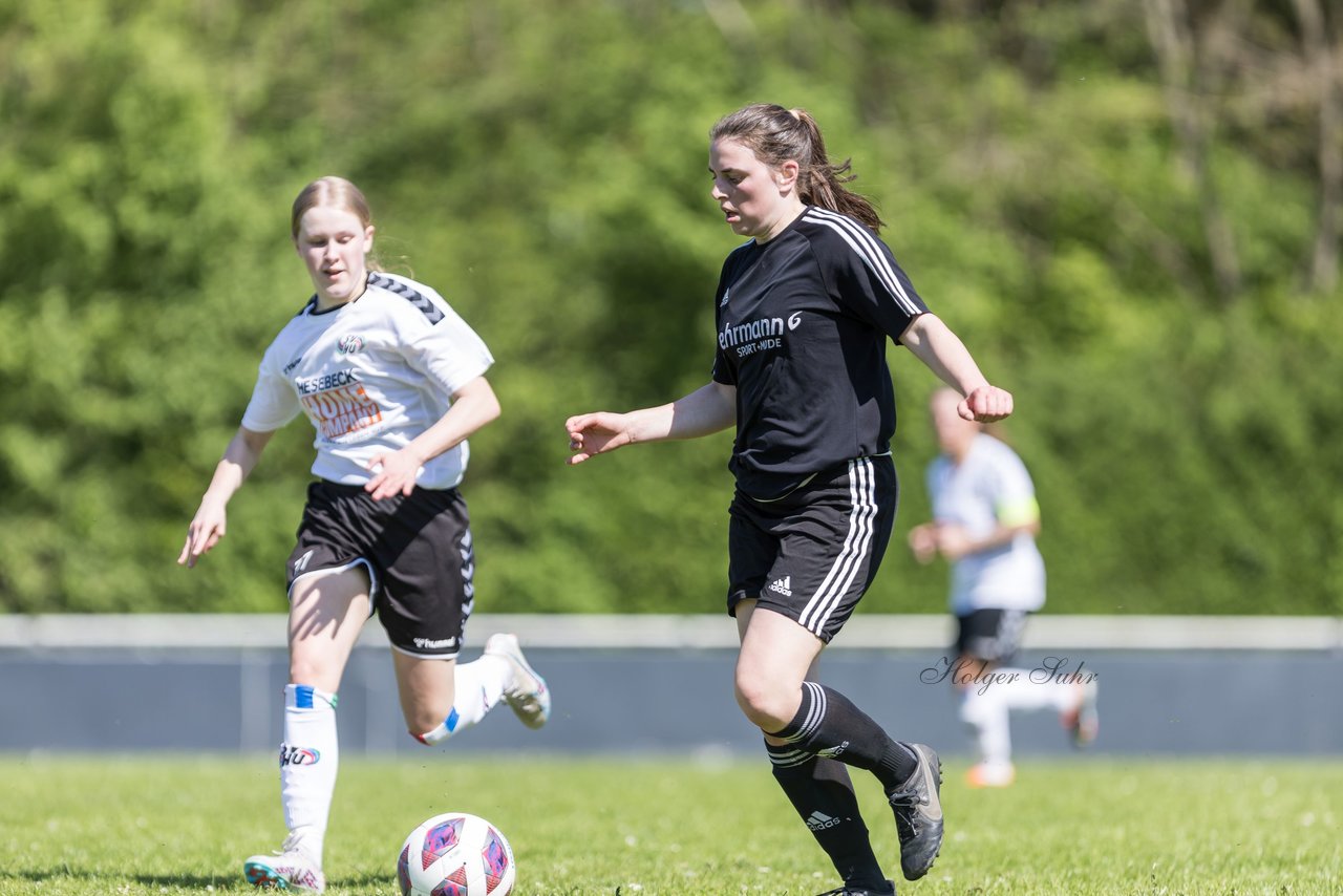 Bild 209 - F SV Henstedt Ulzburg - SV Fortuna Boesdorf : Ergebnis: 3:1